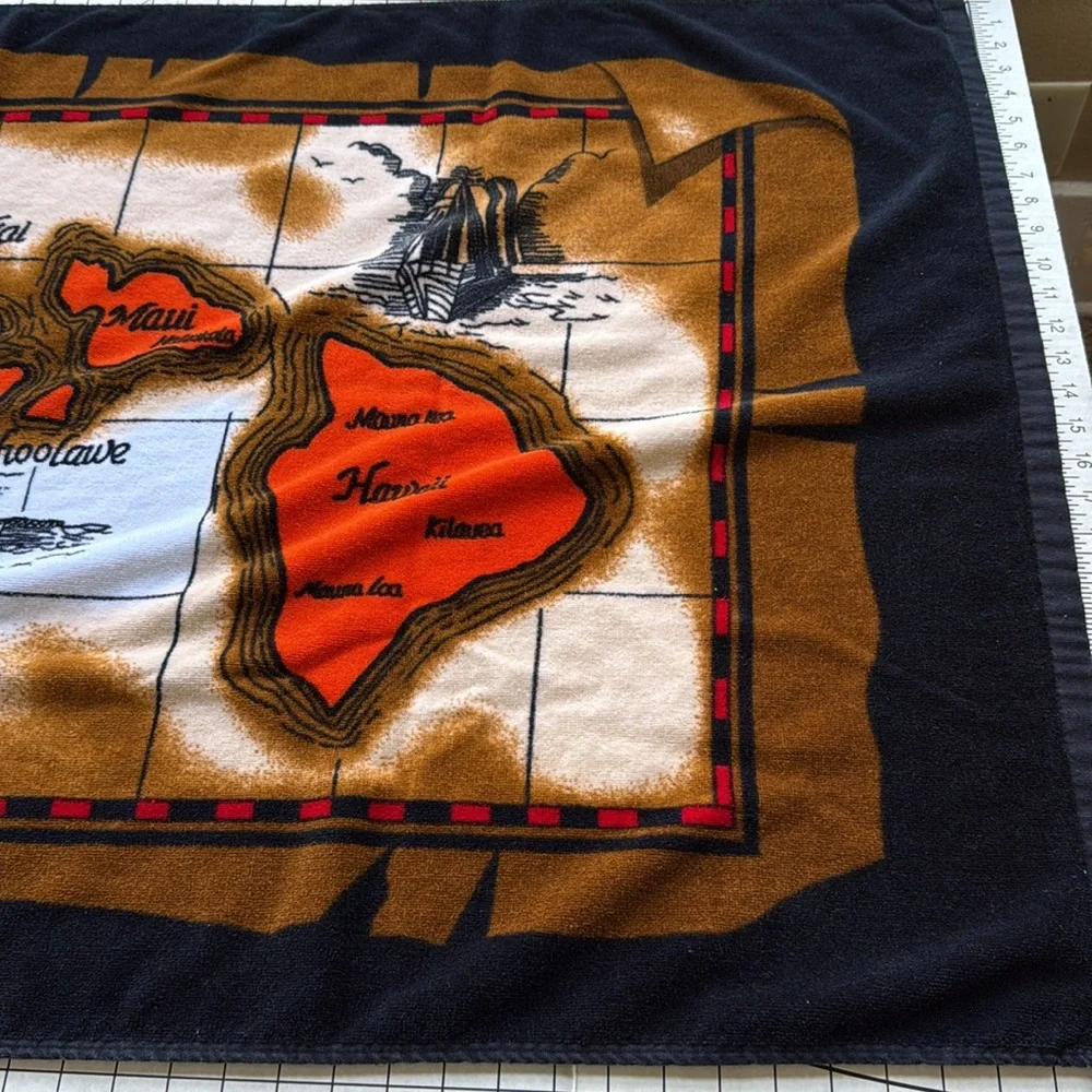Vintage AJW Inc. Hawaiian Islands Souvenir Towel – Map Print – 100% Cotton